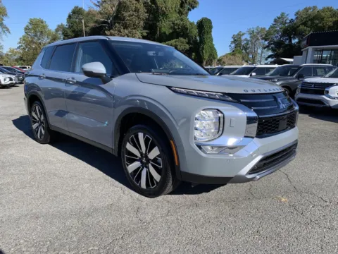Gray 2025 Mitsubishi Outlander SE for sale in Canton, GA