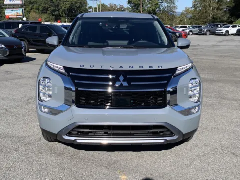 More photos of 2025 Mitsubishi Outlander SE at Cherokee Mitsubishi, GA