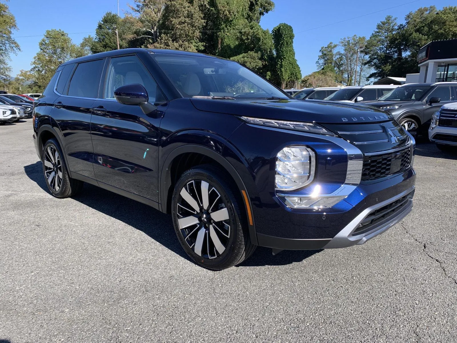 Blue 2025 Mitsubishi Outlander SE for sale in Canton, GA