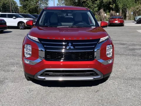 More photos of 2025 Mitsubishi Outlander SE at Cherokee Mitsubishi, GA