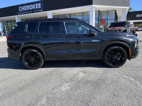 Photos of 2025 Mitsubishi Outlander Plug-In Hybrid SEL Black Edition for sale in Canton, GA at Cherokee Mitsubishi