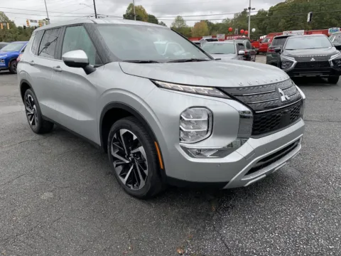 Silver 2023 Mitsubishi Outlander SE for sale in Canton, GA