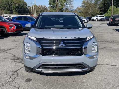 Another view of 2025 Mitsubishi Outlander SE for sale in Canton, GA at Cherokee Mitsubishi