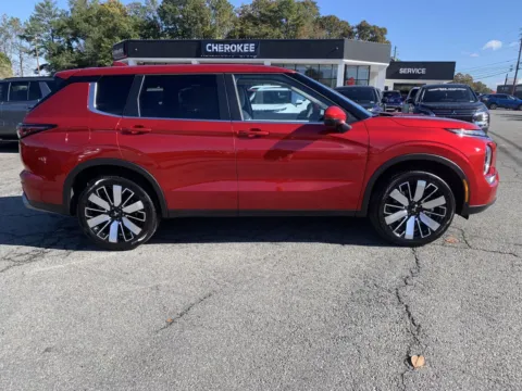 More photos of 2025 Mitsubishi Outlander SE at Cherokee Mitsubishi, GA