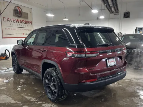 More photos of 2025 Jeep Grand Cherokee Limited at Dave Warren Chrysler Dodge Jeep Ram, NY