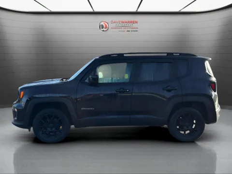 More photos of 2019 Jeep Renegade Latitude at Dave Warren Chrysler Dodge Jeep Ram, NY