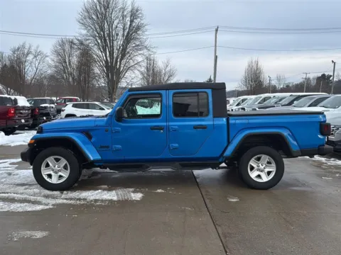 Photos of 2022 Jeep Gladiator Sport S for sale in Jamestown, NY at Dave Warren Chrysler Dodge Jeep Ram