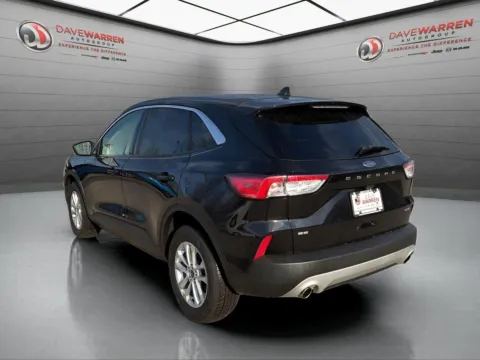 More photos of 2022 Ford Escape SE at Dave Warren Chrysler Dodge Jeep Ram, NY