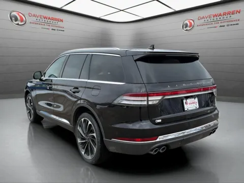 More photos of 2022 LINCOLN AVIATOR RESERVE Reserve at Dave Warren Chrysler Dodge Jeep Ram, NY