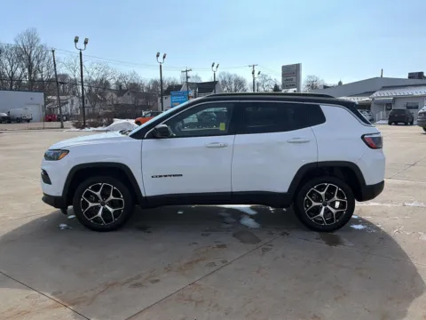 More photos of 2025 JEEP COMPASS LIMITED Limited at Dave Warren Chrysler Dodge Jeep Ram, NY