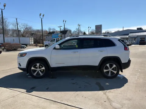 Another view of 2021 JEEP CHEROKEE LIMITE Limited for sale in Jamestown, NY at Dave Warren Chrysler Dodge Jeep Ram