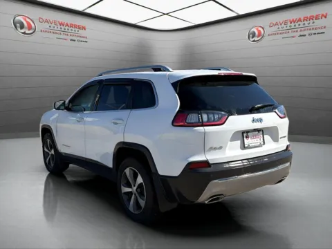 More photos of 2021 Jeep Cherokee Limited at Dave Warren Chrysler Dodge Jeep Ram, NY