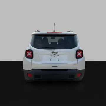 More photos of 2018 Jeep Renegade Latitude at Dave Warren Chrysler Dodge Jeep Ram, NY