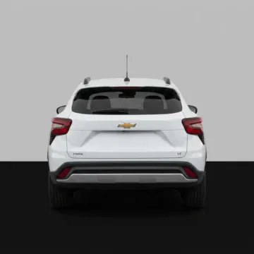 More photos of 2025 Chevrolet Trax LT at Dave Warren Chrysler Dodge Jeep Ram, NY