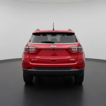 More photos of 2025 Jeep Compass Latitude at Dave Warren Chrysler Dodge Jeep Ram, NY