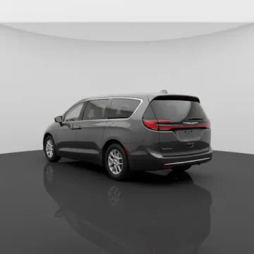 More photos of 2023 Chrysler Pacifica Touring L at Dave Warren Chrysler Dodge Jeep Ram, NY