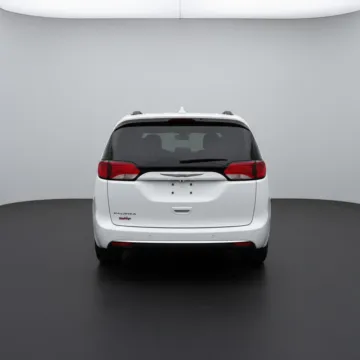 More photos of 2020 Chrysler Pacifica Touring L Plus at Dave Warren Chrysler Dodge Jeep Ram, NY
