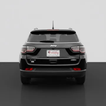More photos of 2022 Jeep Compass Latitude Lux at Dave Warren Chrysler Dodge Jeep Ram, NY