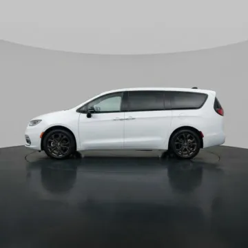 Photos of 2026 Chrysler Pacifica Select for sale in Jamestown, NY at Dave Warren Chrysler Dodge Jeep Ram