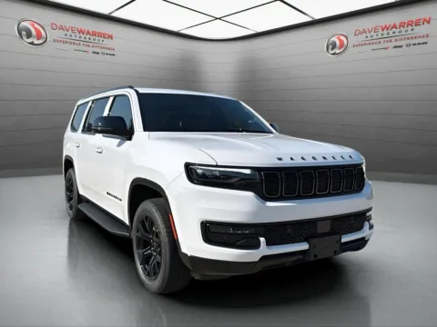 Another view of 2025 Jeep Wagoneer Series II Carbide for sale in Jamestown, NY at Dave Warren Chrysler Dodge Jeep Ram