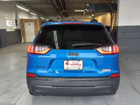 More photos of 2021 Jeep Cherokee Altitude at Dave Warren Chrysler Dodge Jeep Ram, NY