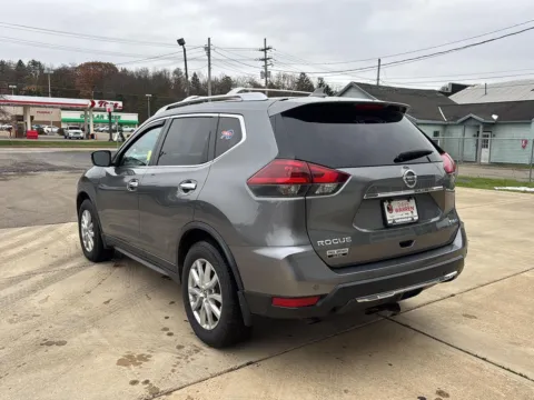 More photos of 2020 Nissan Rogue SV at Dave Warren Chrysler Dodge Jeep Ram, NY