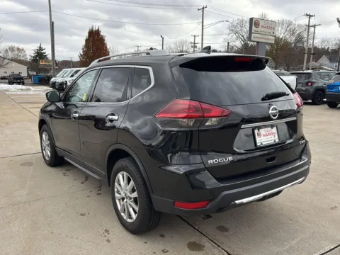 More photos of 2019 Nissan Rogue SV at Dave Warren Chrysler Dodge Jeep Ram, NY
