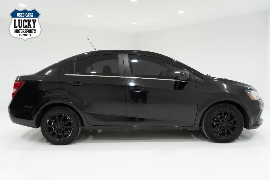 2020 Chevrolet Sonic LT's photo