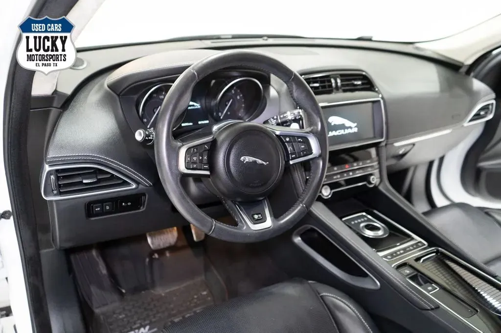 2020 Jaguar F-Pace R-Sport - Photo 20