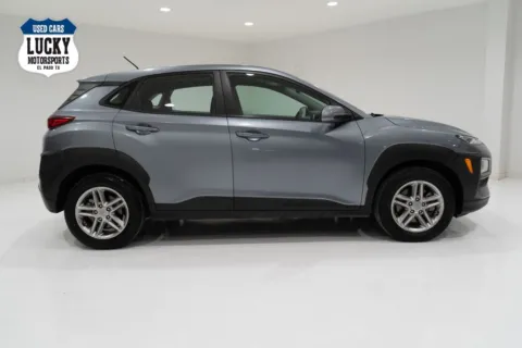 Silver 2021 HYUNDAI KONA SE for sale in El Paso, TX