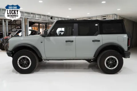 More photos of 2022 FORD BRONCO BASE at Lucky Motorsports Inc., TX
