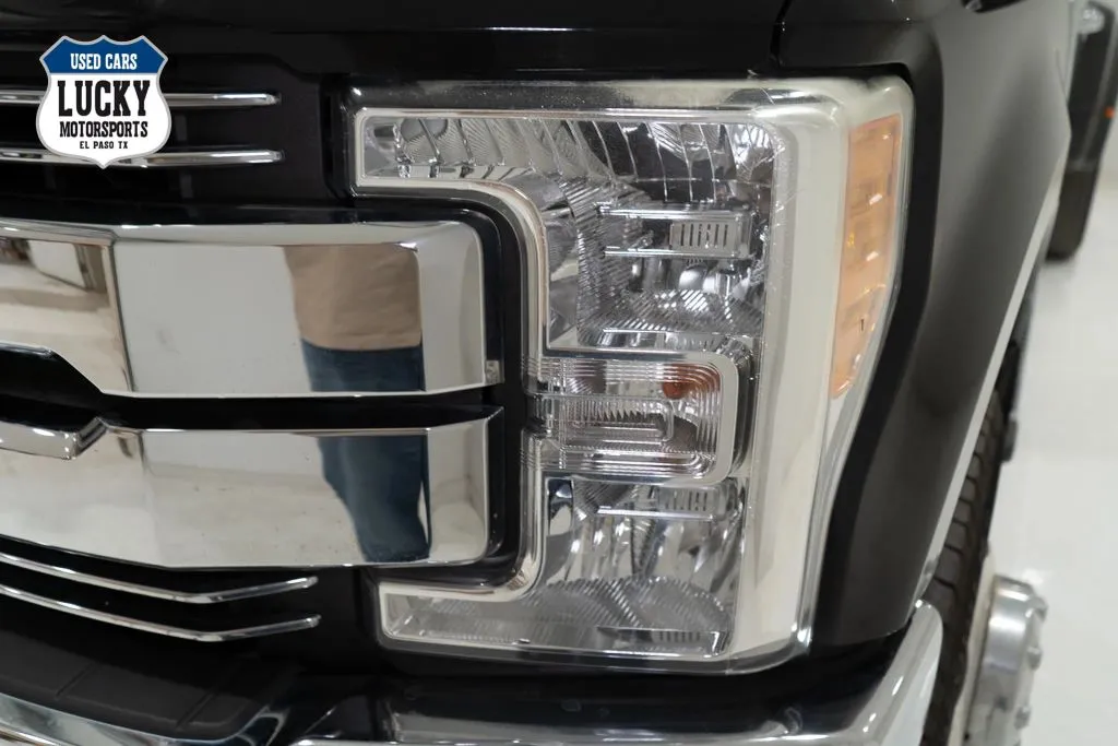 2017 Ford F-350 Super Duty Lariat - Photo 38