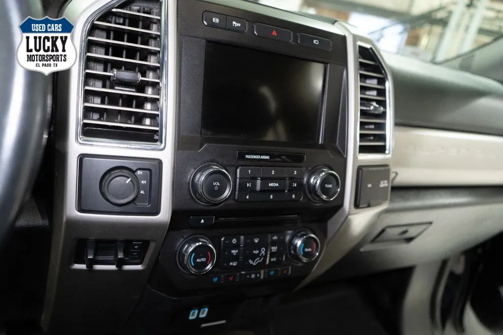 2017 Ford F-350 Super Duty Lariat - Photo 20