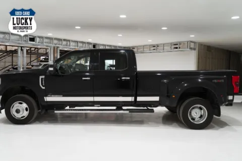 More photos of 2017 FORD F350 SUPER DUTY at Lucky Motorsports Inc., TX