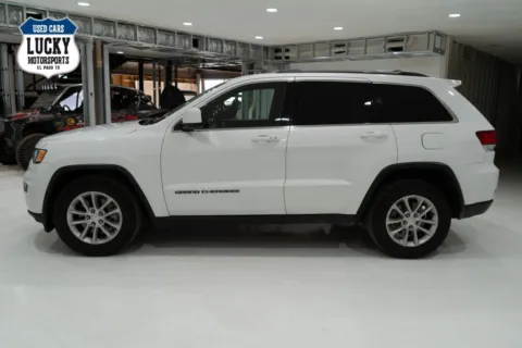 More photos of 2021 JEEP GRAND CHEROKEE LAREDO 4DR at Lucky Motorsports Inc., TX