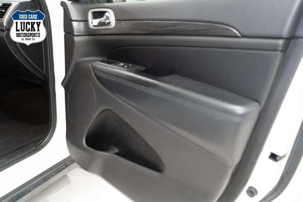 2021 Jeep Grand Cherokee Laredo E - Photo 11