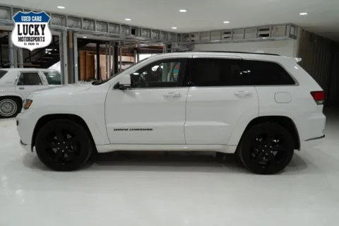 More photos of 2016 JEEP GRAND CHEROKEE OVERLAND at Lucky Motorsports Inc., TX