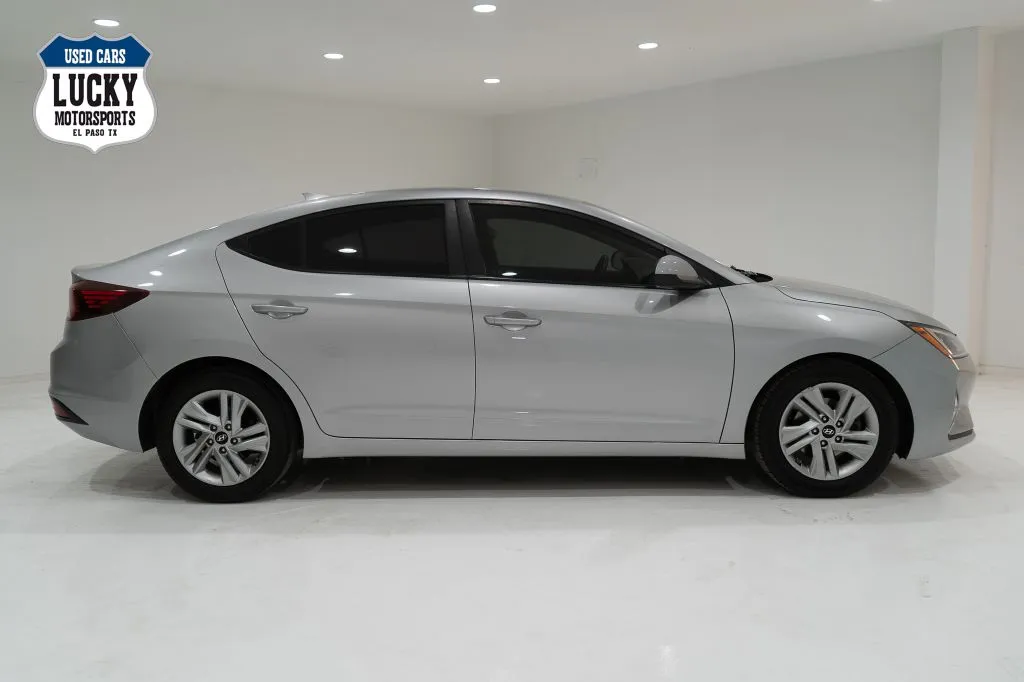 Silver 2020 HYUNDAI ELANTRA SEL for sale in El Paso, TX