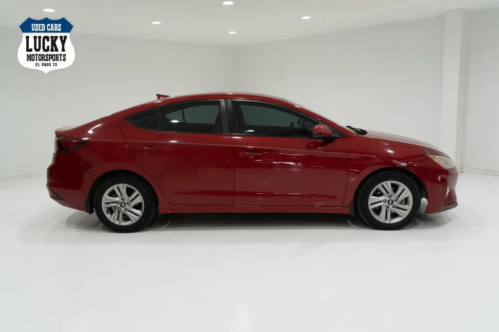 2020 Hyundai Elantra 2.0 Value Edition IVT SULEV's photo