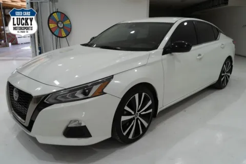More photos of 2022 NISSAN ALTIMA SR 4DR at Lucky Motorsports Inc., TX