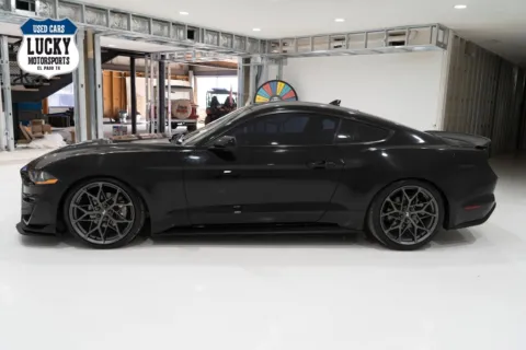 More photos of 2020 FORD MUSTANG at Lucky Motorsports Inc., TX