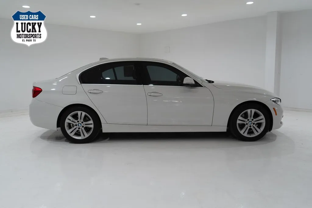 2017 BMW 3 Series 328d Sedan's photo