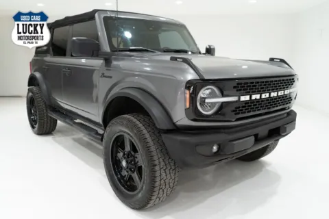 Photos of 2021 FORD BRONCO BASE-BIG BEND for sale in El Paso, TX at Lucky Motorsports Inc.