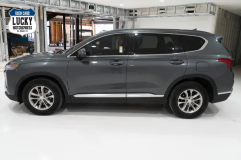 More photos of 2019 HYUNDAI SANTA FE SEL at Lucky Motorsports Inc., TX