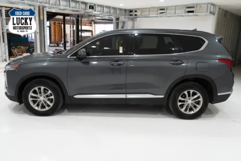 More photos of 2019 HYUNDAI SANTA FE SEL at Lucky Motorsports Inc., TX