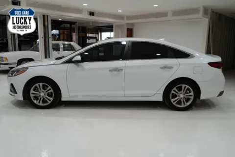 More photos of 2019 Hyundai SONATA at Lucky Motorsports Inc., TX