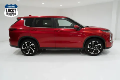 Red 2024 Mitsubishi Outlander SE Sport Utility 4D for sale in El Paso, TX