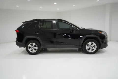 Black 2020 Toyota RAV4 XLE for sale in El Paso, TX