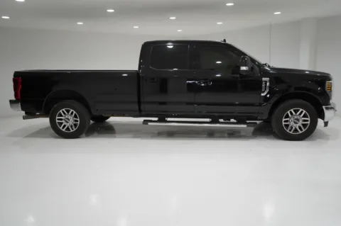 Black 2019 Ford F-250 Super Duty Lariat for sale in El Paso, TX