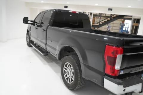 More photos of 2019 Ford F-250 Super Duty Lariat at Lucky Motorsports Inc., TX